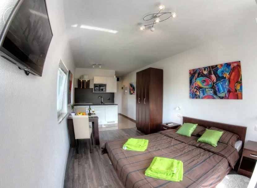 Apartment 1