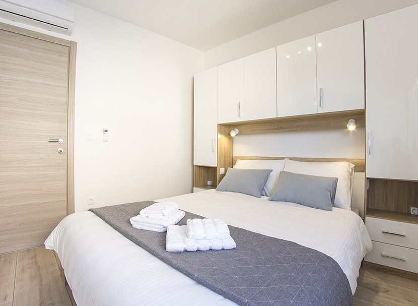 Apartment L