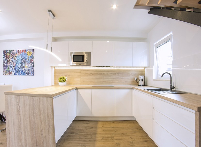 Apartment L